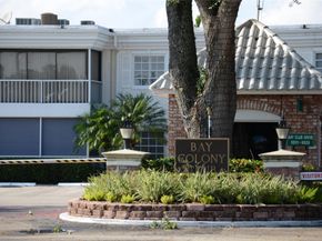 6201 Bay Club Dr 4, Fort Lauderdale FL 33308