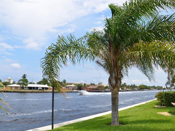 6201 Bay Club Dr 4, Fort Lauderdale FL 33308