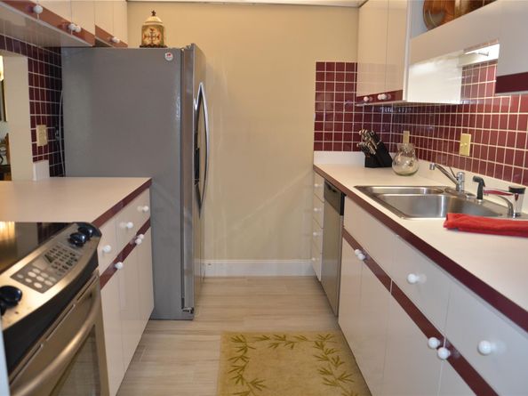 6201 Bay Club Dr 4, Fort Lauderdale FL 33308