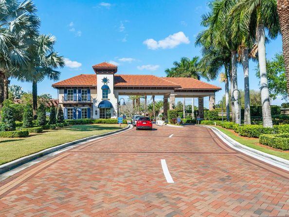 7977 La Mirada Drive, Boca Raton FL 33433