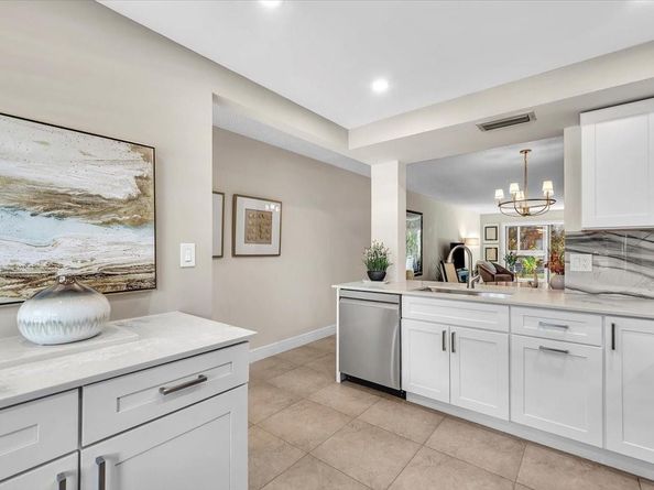 2102 Lucaya Bnd K2, Coconut Creek FL 33066