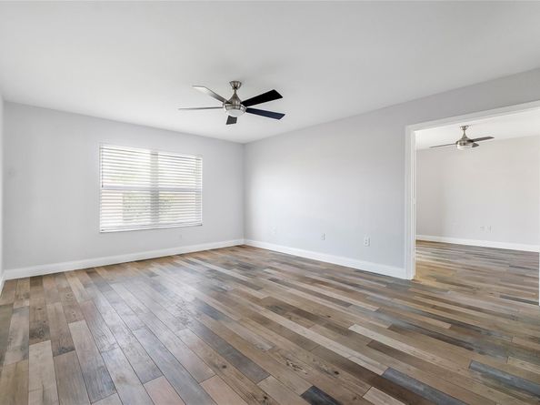 11571 NW 4th Mnr, Coral Springs FL 33071