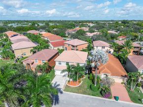 11571 NW 4th Mnr, Coral Springs FL 33071