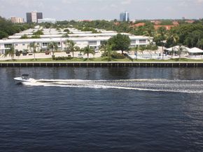 6307 Bay Club Dr 3, Fort Lauderdale FL 33308