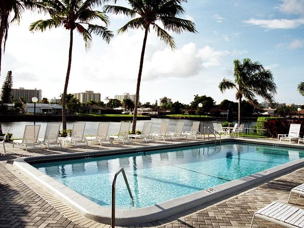 6307 Bay Club Dr 3, Fort Lauderdale FL 33308