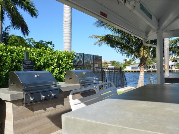 6307 Bay Club Dr 3, Fort Lauderdale FL 33308