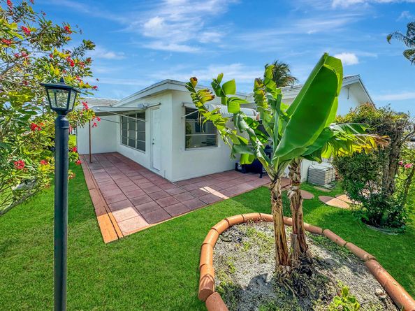 121 NW 31st Court, Pompano Beach FL 33064