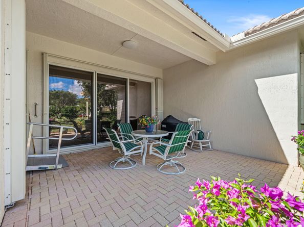 9139 Bay Harbour Circle, West Palm Beach FL 33411