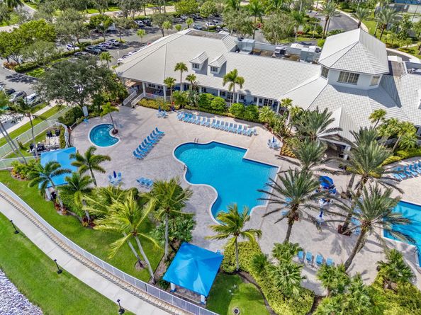 9139 Bay Harbour Circle, West Palm Beach FL 33411