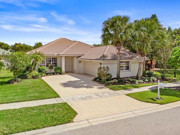 9139 Bay Harbour Circle, West Palm Beach FL 33411