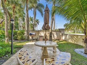100 Royal Palm Way Way 303, Boca Raton FL 33432