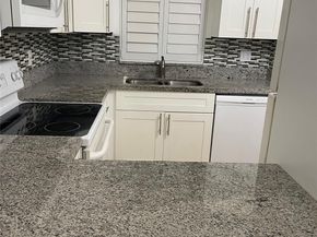 9471 Evergreen Pl 406, Davie FL 33324
