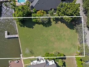 2002 Notre Dame Drive, Lake Worth Beach FL 33460
