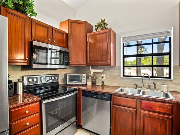 102 Liberty Ct 102, Deerfield Beach FL 33442