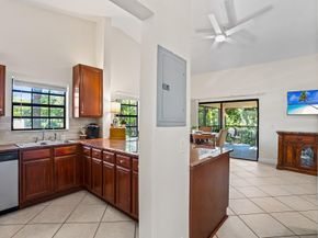 102 Liberty Ct 102, Deerfield Beach FL 33442