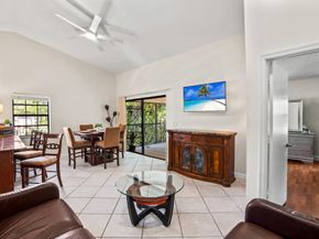 102 Liberty Ct 102, Deerfield Beach FL 33442