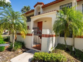 102 Liberty Ct 102, Deerfield Beach FL 33442