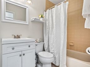 102 Liberty Ct 102, Deerfield Beach FL 33442