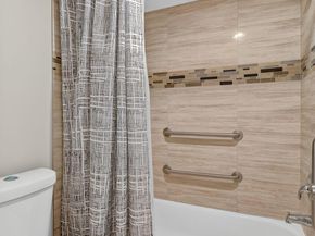 9815 Pineapple Tree Drive 105, Boynton Beach FL 33436