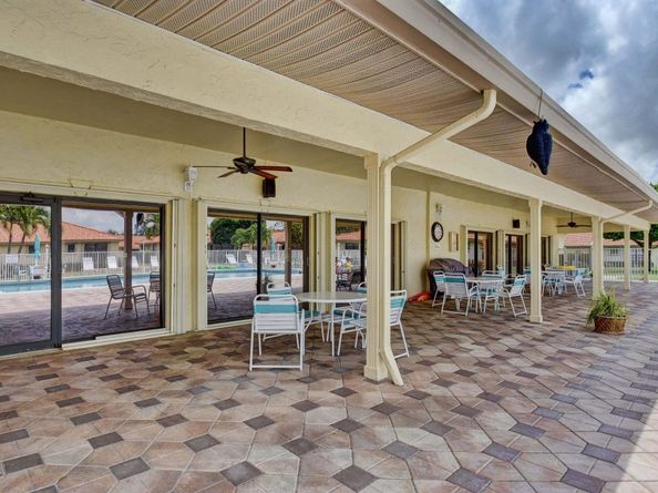 9815 Pineapple Tree Drive 105, Boynton Beach FL 33436