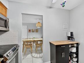 9815 Pineapple Tree Drive 105, Boynton Beach FL 33436