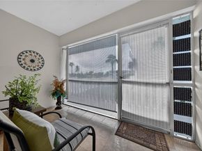 1971 SE 5th Ct 205E, Pompano Beach FL 33060