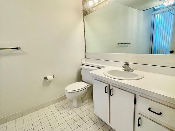 41 Deer Creek Rd G107, Deerfield Beach FL 33442
