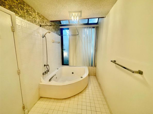 41 Deer Creek Rd G107, Deerfield Beach FL 33442