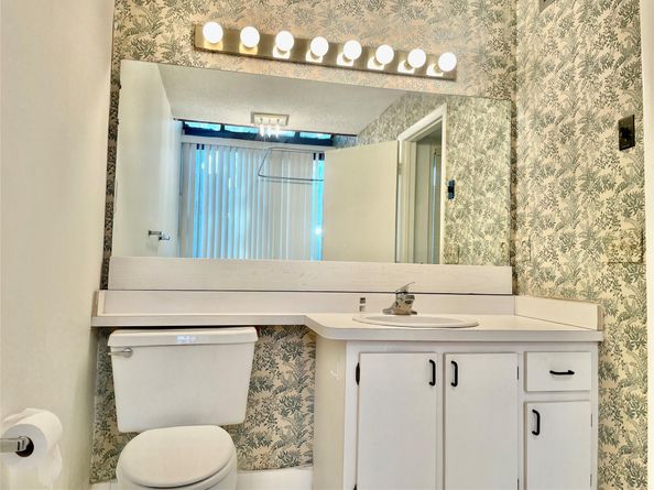 41 Deer Creek Rd G107, Deerfield Beach FL 33442