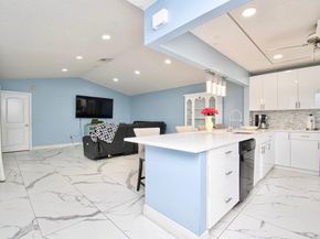 23301 Barlake Drive 23, Boca Raton FL 33433