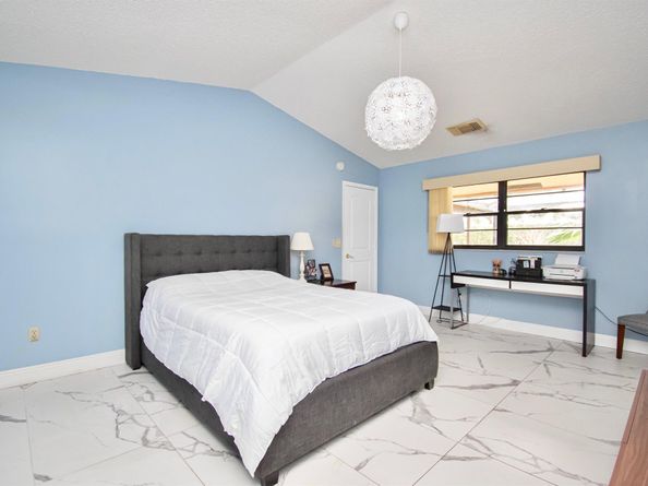 23301 Barlake Drive 23, Boca Raton FL 33433