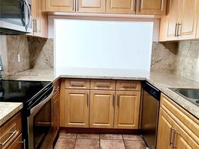 9410 Live Oak Place 109, Davie FL 33324