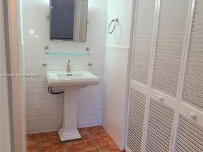 9410 Live Oak Place 109, Davie FL 33324