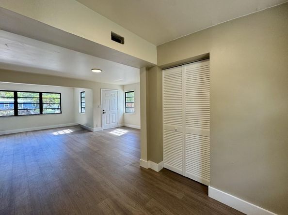 1109 NW 15th Ave, Fort Lauderdale FL 33311