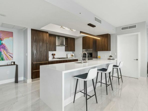 1180 N Federal Highway 1409, Fort Lauderdale FL 33304