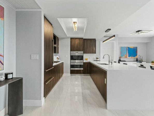 1180 N Federal Highway 1409, Fort Lauderdale FL 33304