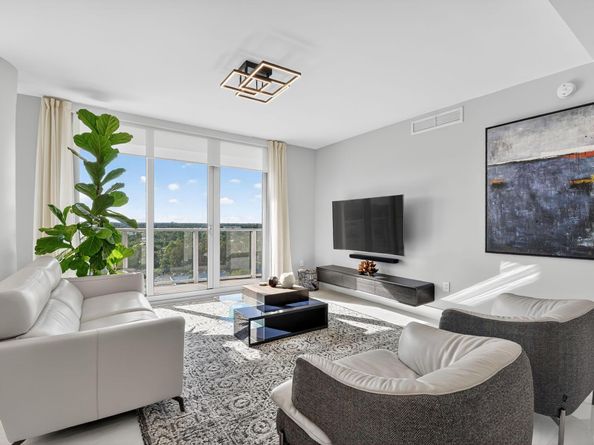 1180 N Federal Highway 1409, Fort Lauderdale FL 33304