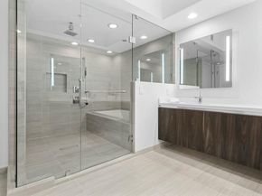 1180 N Federal Highway 1409, Fort Lauderdale FL 33304