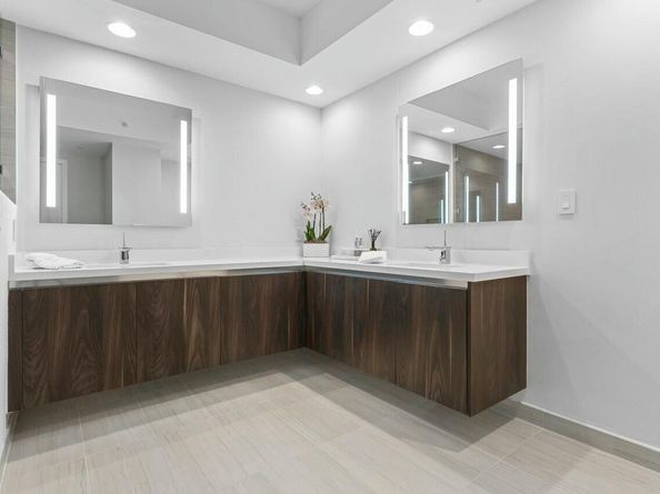 1180 N Federal Highway 1409, Fort Lauderdale FL 33304