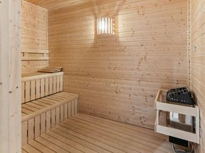 1180 N Federal Highway 1409, Fort Lauderdale FL 33304