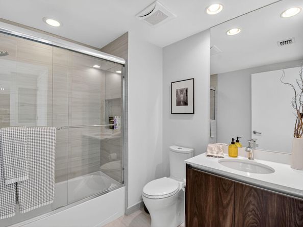 1180 N Federal Highway 1409, Fort Lauderdale FL 33304