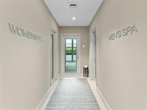 1180 N Federal Highway 1409, Fort Lauderdale FL 33304