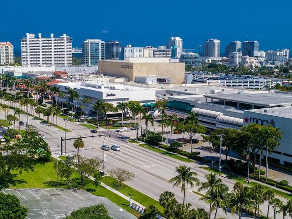 1180 N Federal Highway 1409, Fort Lauderdale FL 33304