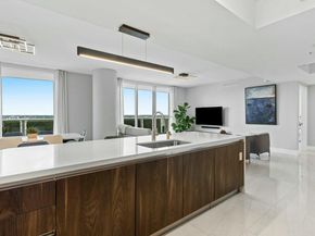 1180 N Federal Highway 1409, Fort Lauderdale FL 33304