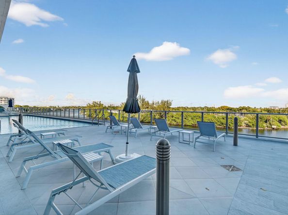 1180 N Federal Highway 1409, Fort Lauderdale FL 33304