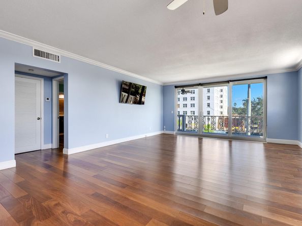 1 S Lakeside Drive C1, Lake Worth Beach FL 33460