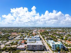 1 S Lakeside Drive C1, Lake Worth Beach FL 33460