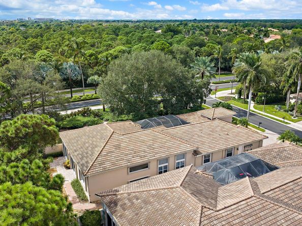 200 Montant Drive, Palm Beach Gardens FL 33410