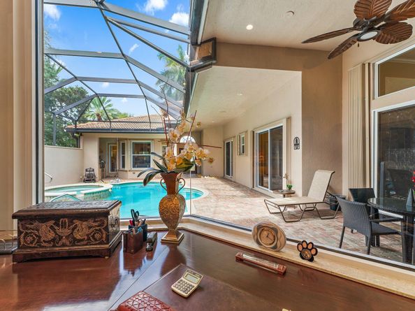 200 Montant Drive, Palm Beach Gardens FL 33410