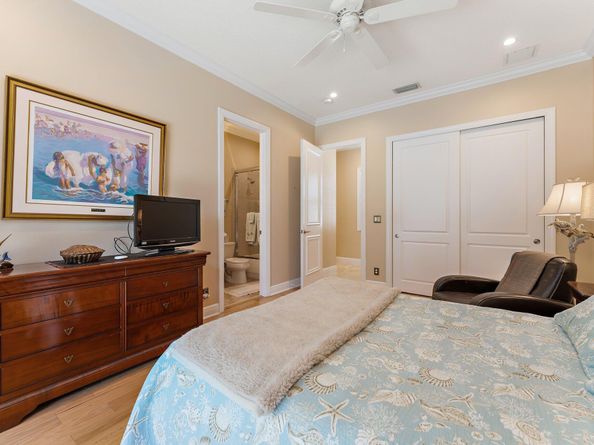 200 Montant Drive, Palm Beach Gardens FL 33410